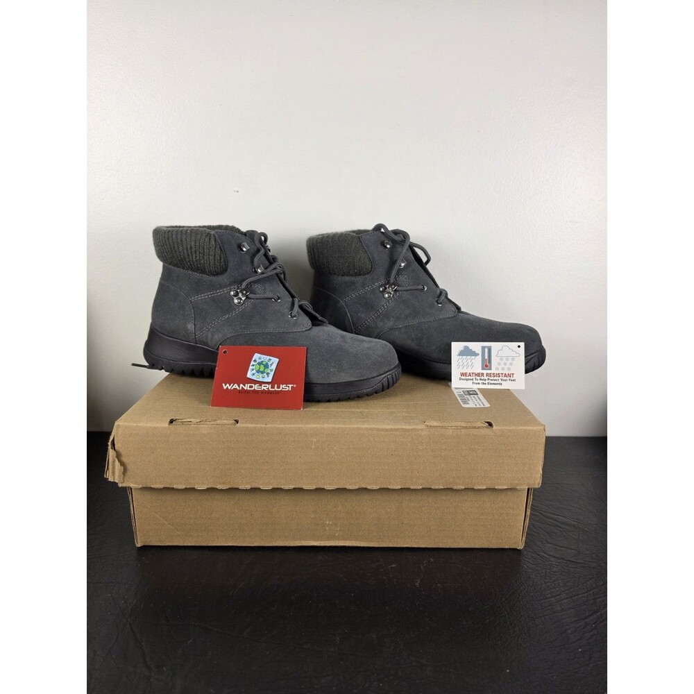 WANDERLUST Womenz Gray Suede Lace Up Weather Resistant Boots Nwt Size 11